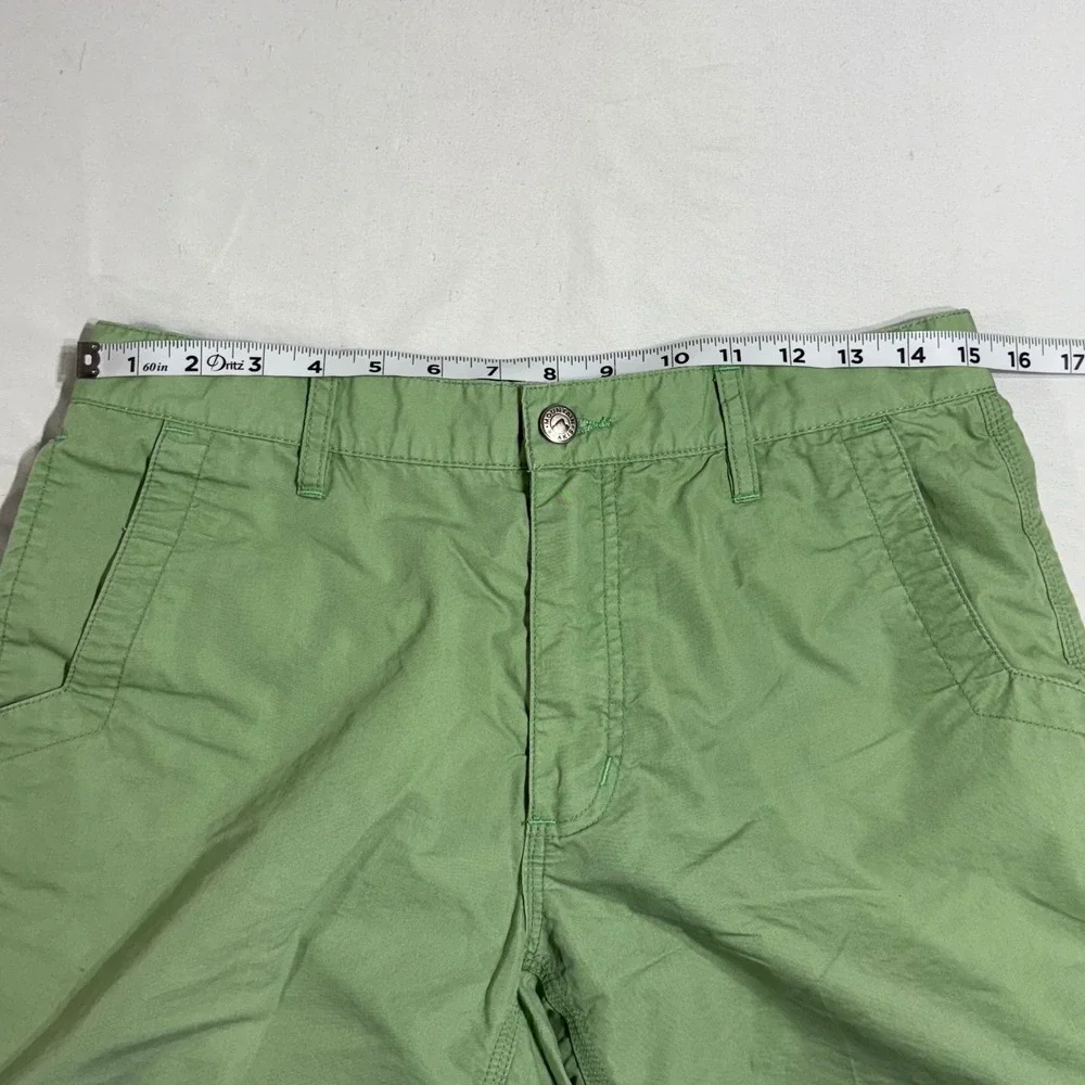 Mountain Khakis Poplin Shorts Men 31x8 Green Relaxed Fit Hiking Outdoor Gorpcore
